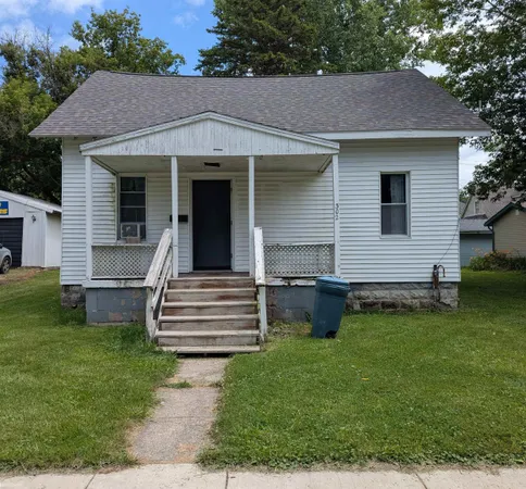 $50,000 | 302 North Kennefic Street, Yale, MI 48097