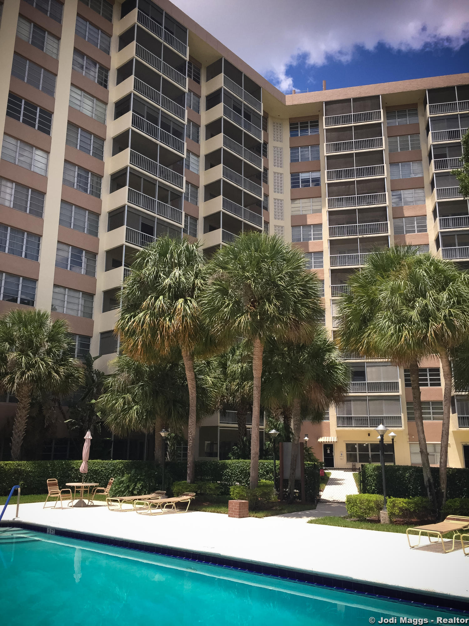 10777 West Sample Road, Unit 505 Coral Springs, FL 33065 - Photo 22 of 27 Country Club Towers Condo-1d