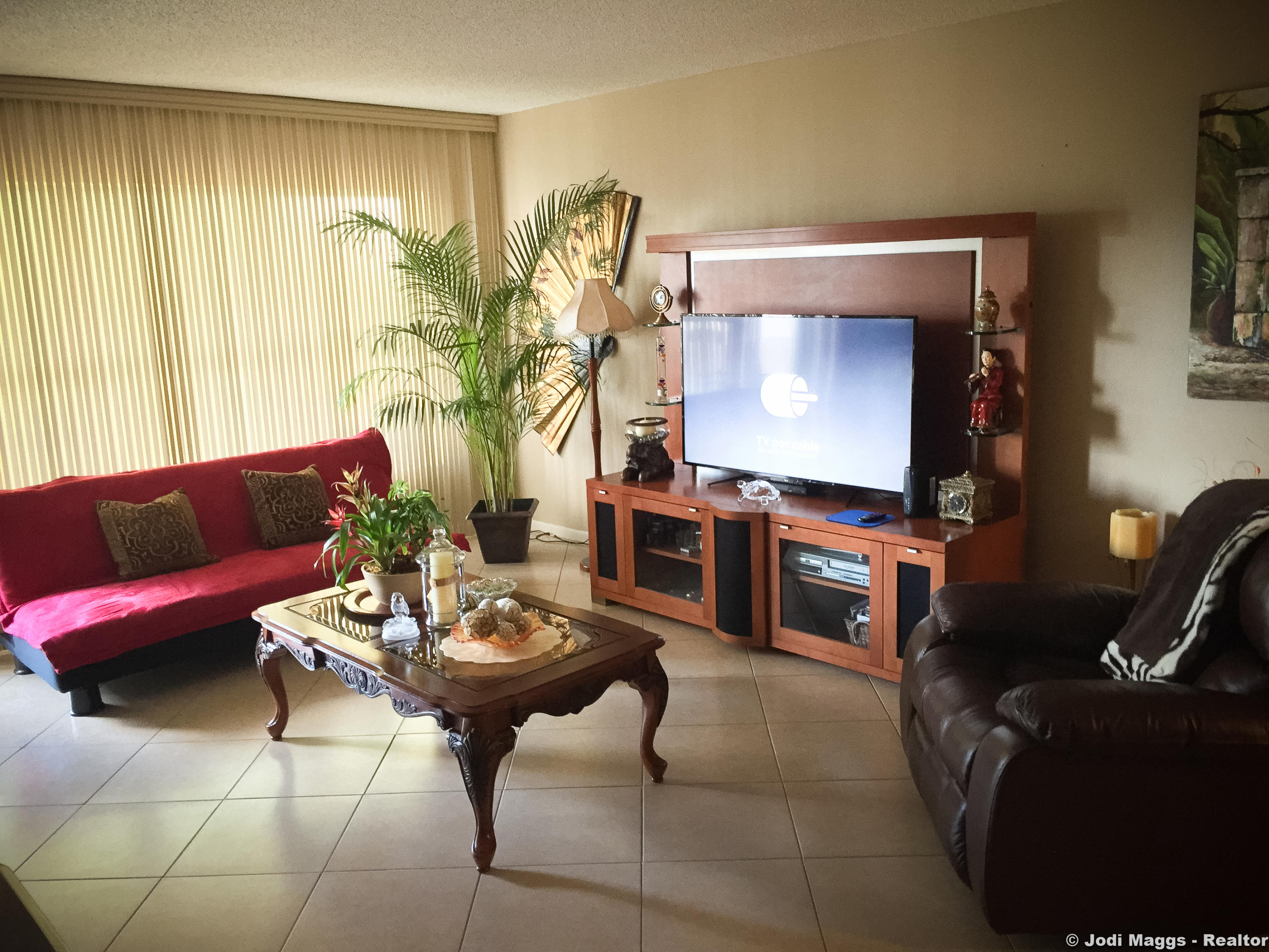 10777 West Sample Road, Unit 505 Coral Springs, FL 33065 - Photo 4 of 27 Country Club Towers Condo-2b