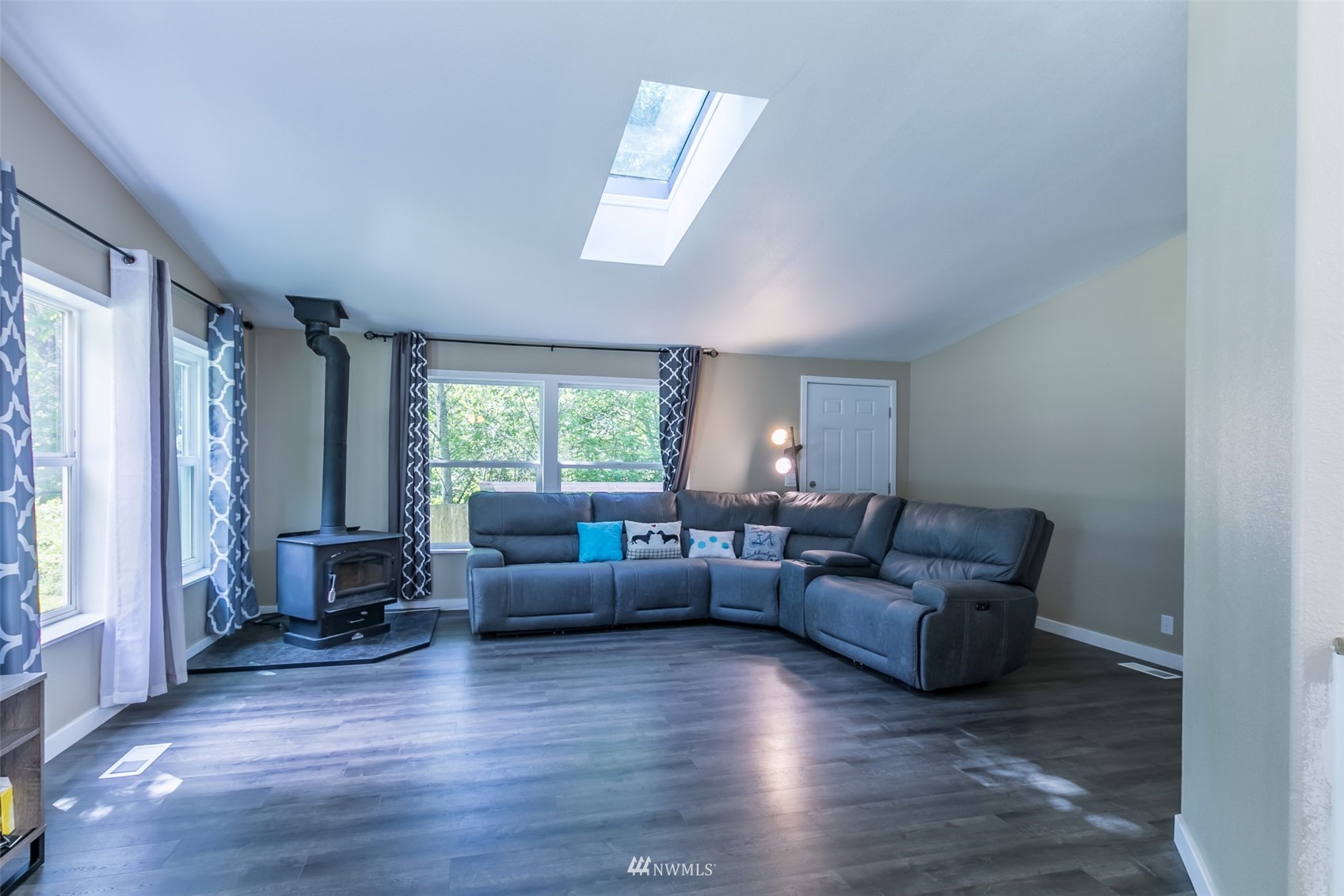 14189 Maple Road Southeast Port Orchard, WA 98367 - Photo 20 of 39 Gallery Image 20