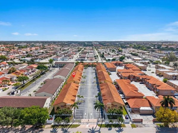 $2,200 | 7011 West 29th Avenue, Unit 125, Hialeah, FL 33018