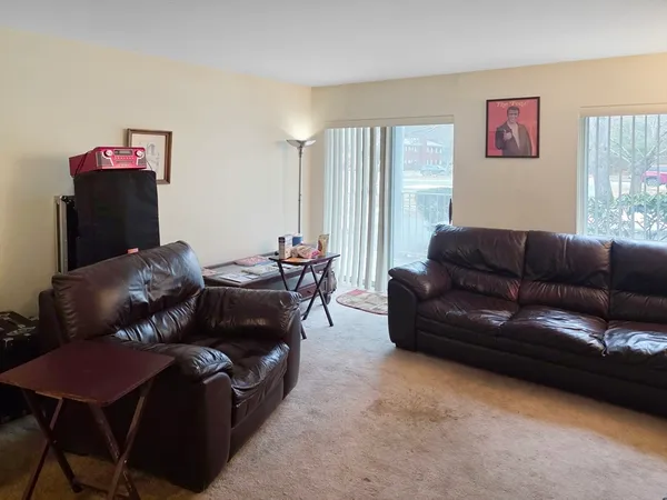 $269,900 | 42 Bayberry Drive, Unit 1, Sharon, MA 02067