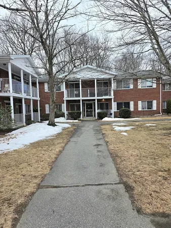 $269,900 | 42 Bayberry Drive, Unit 1, Sharon, MA 02067