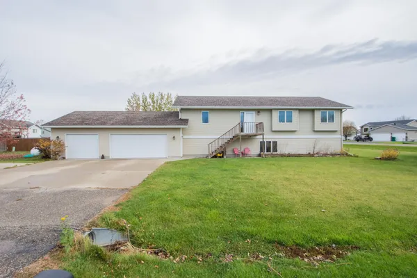 $390,000 | 421 Lind Boulevard, Harwood, ND 58042