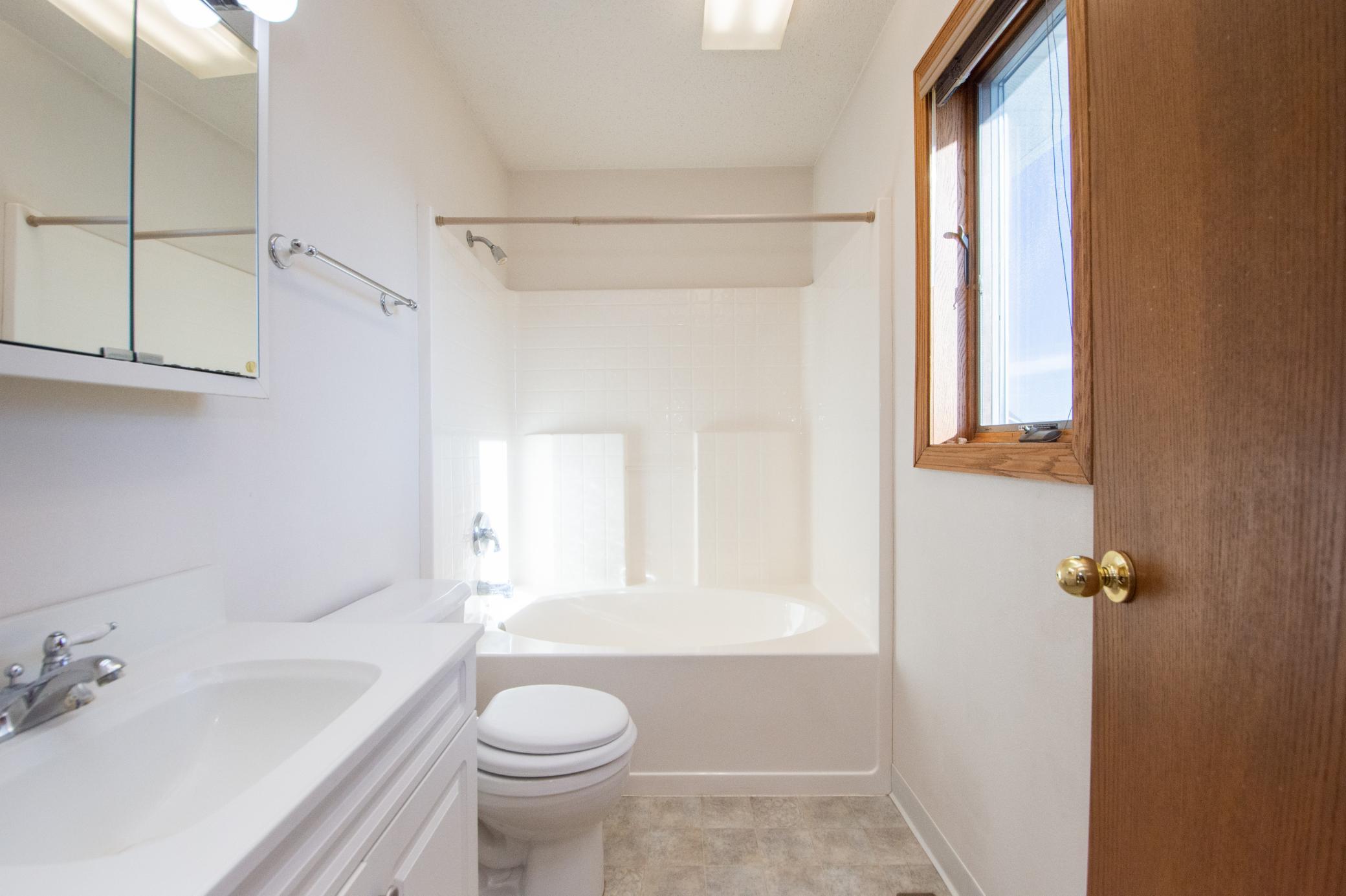 421 Lind Boulevard Harwood, ND 58042 - Photo 21 of 47