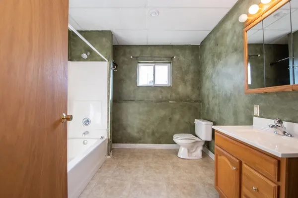 $390,000 | 421 Lind Boulevard, Harwood, ND 58042