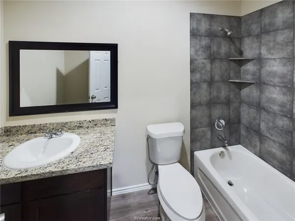 $1,255 | 2910 Town Square Avenue, Unit 2604, Bryan, TX 77802
