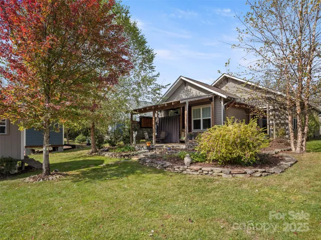 $589,000 | 32 Bungalow Way, Brevard, NC 28712