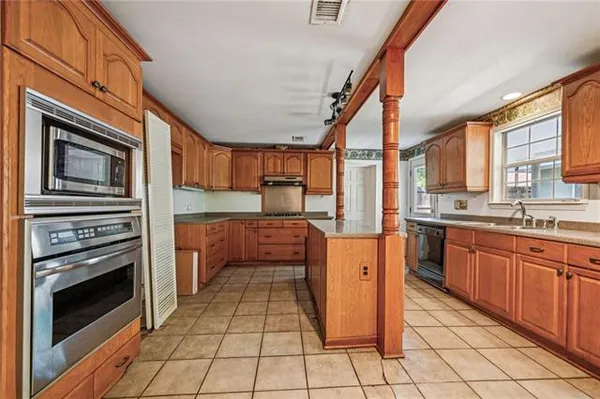 $299,900 | 73114 Military Road, Covington, LA 70435