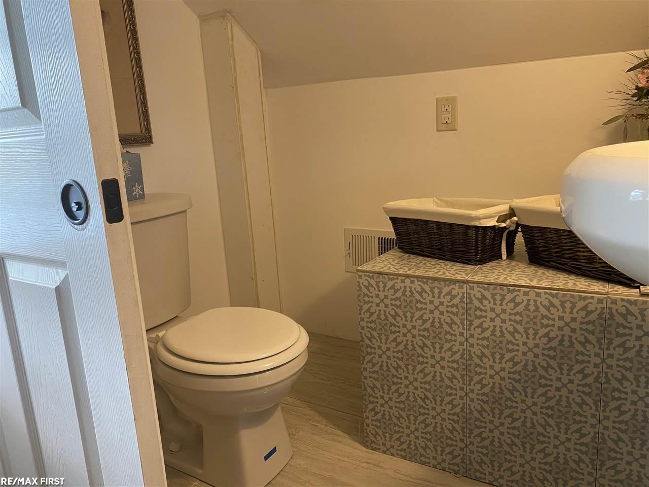 30056 Schoenherr Road Warren, MI 48088 - Photo 23 of 41