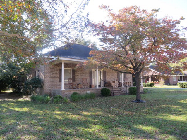 331 East Hampton Street Elloree, SC 29047 - Photo 1 of 1 Gallery Image 1