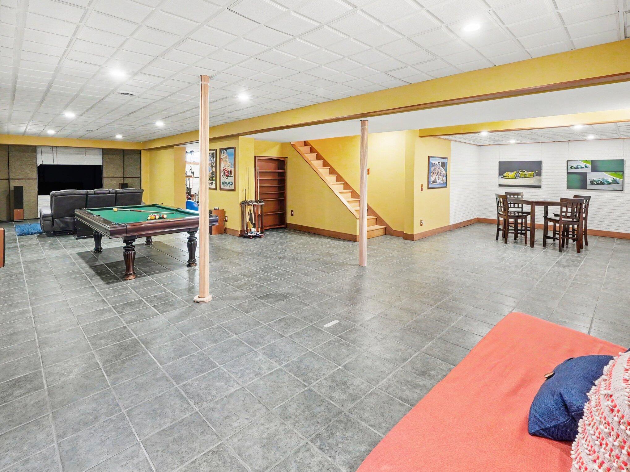 8698 Warner Road Saline, MI 48176 - Photo 53 of 80 Recreation Rm 2