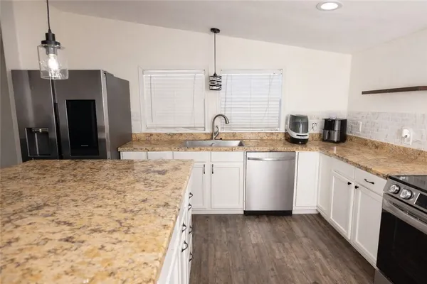 $174,900 | 590 Farm To Market Road 2508, Alice, TX 78332