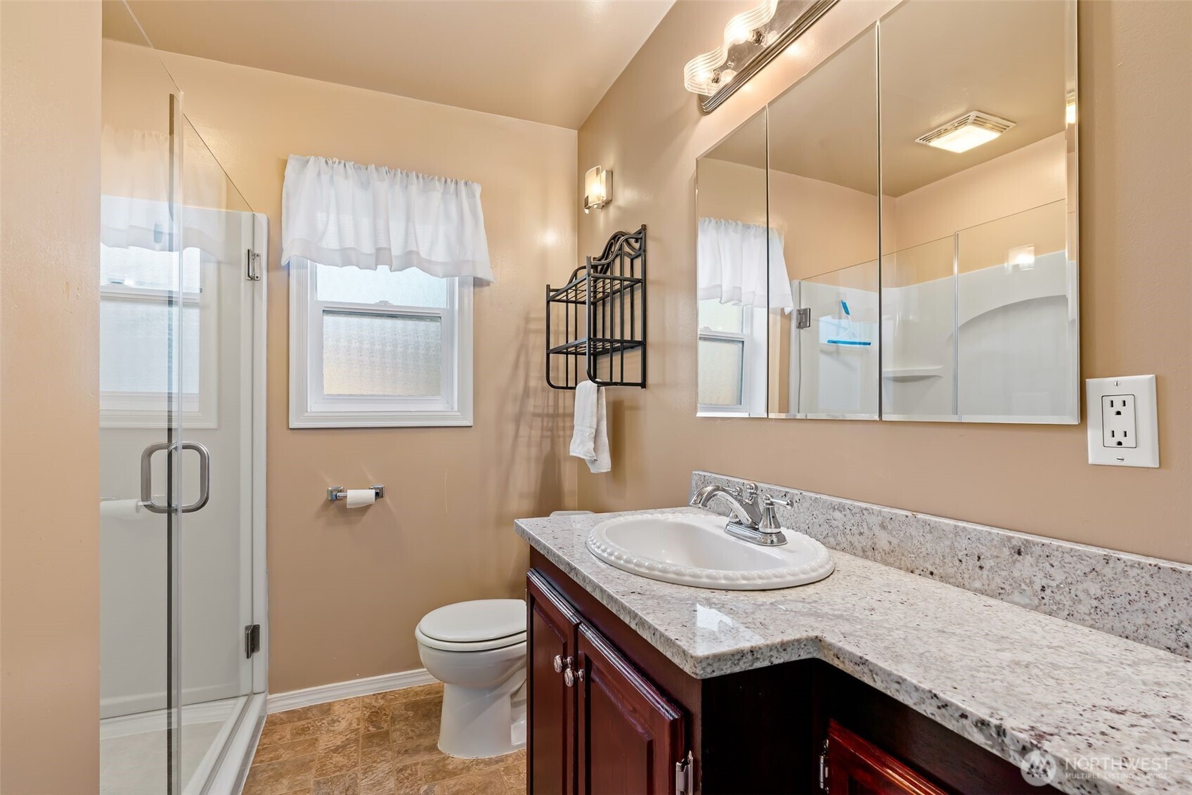 4206 Snowmountain Road Yakima, WA 98908 - Photo 16 of 30 Gallery Image 16