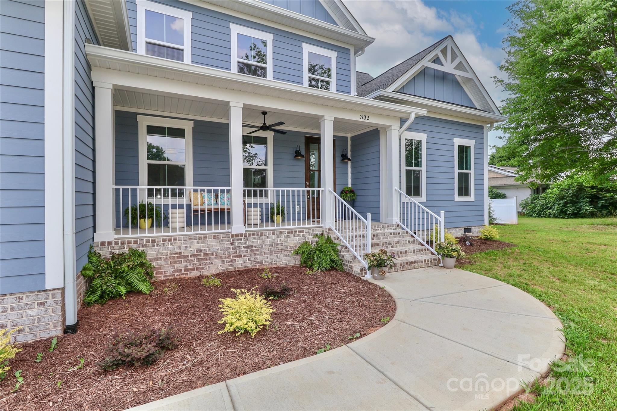 332 Canvasback Road Mooresville, NC 28117 - Photo 3 of 45 Gallery Image 3