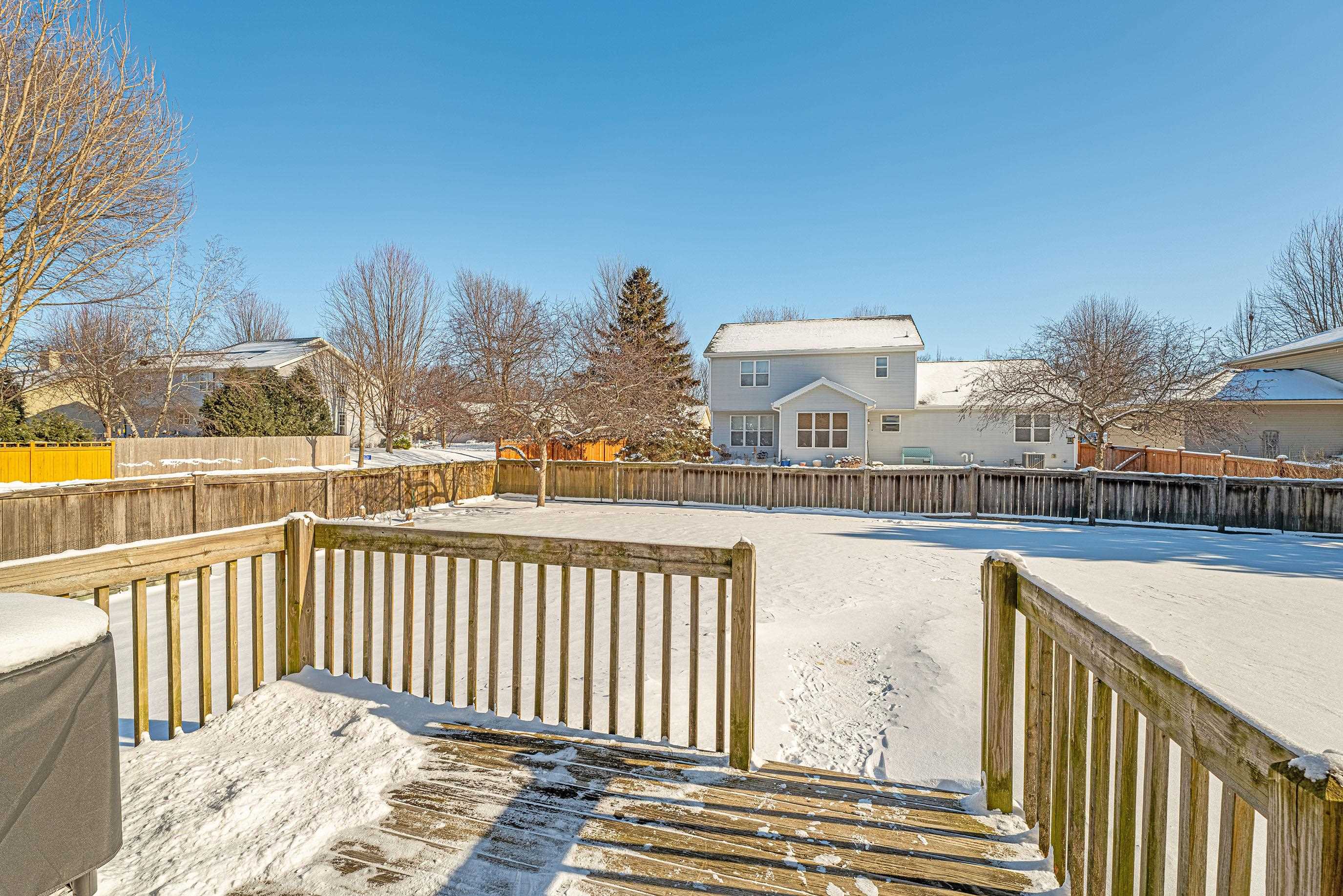 601 Aztalan Drive Madison, WI 53718 - Photo 11 of 45