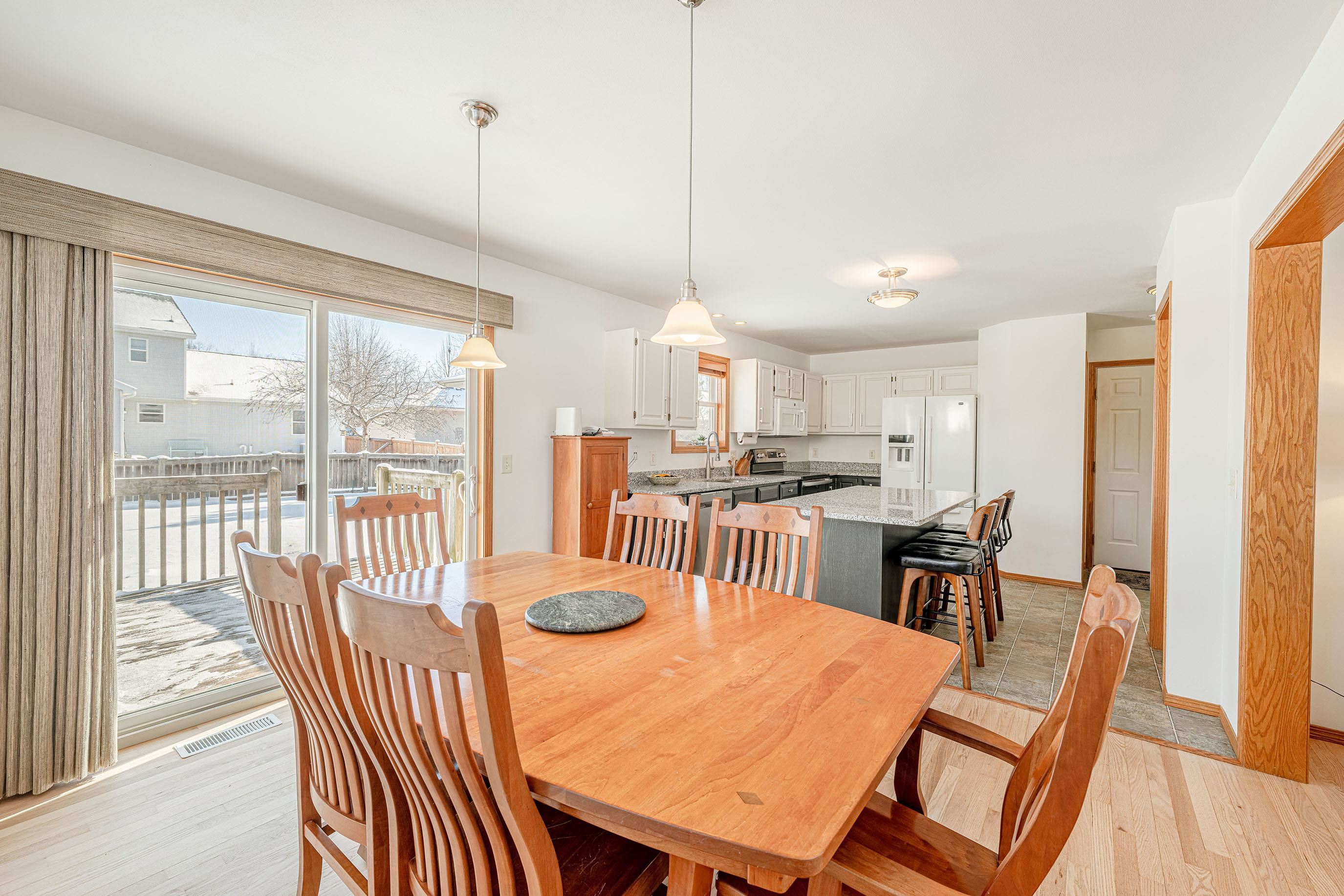 601 Aztalan Drive Madison, WI 53718 - Photo 16 of 45