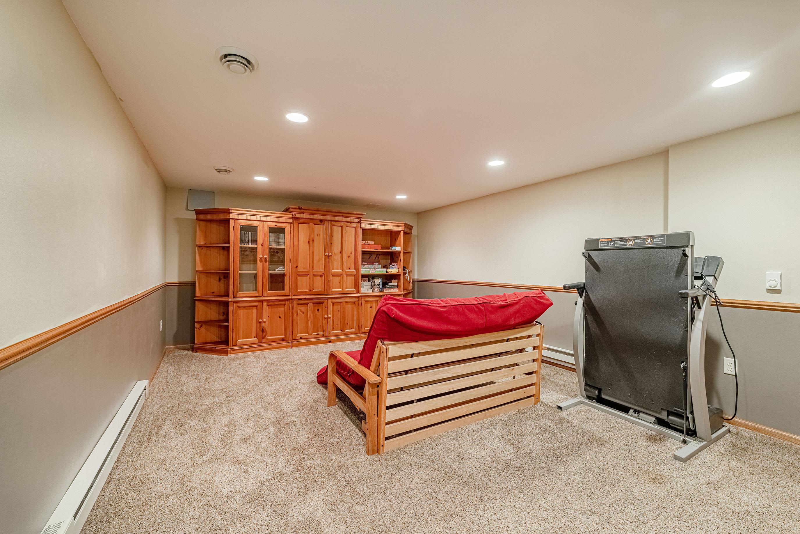 601 Aztalan Drive Madison, WI 53718 - Photo 32 of 45