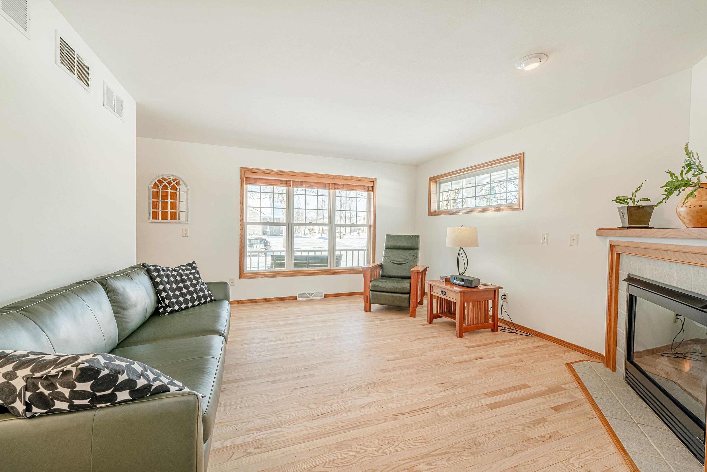 601 Aztalan Drive Madison, WI 53718 - Photo 6 of 45