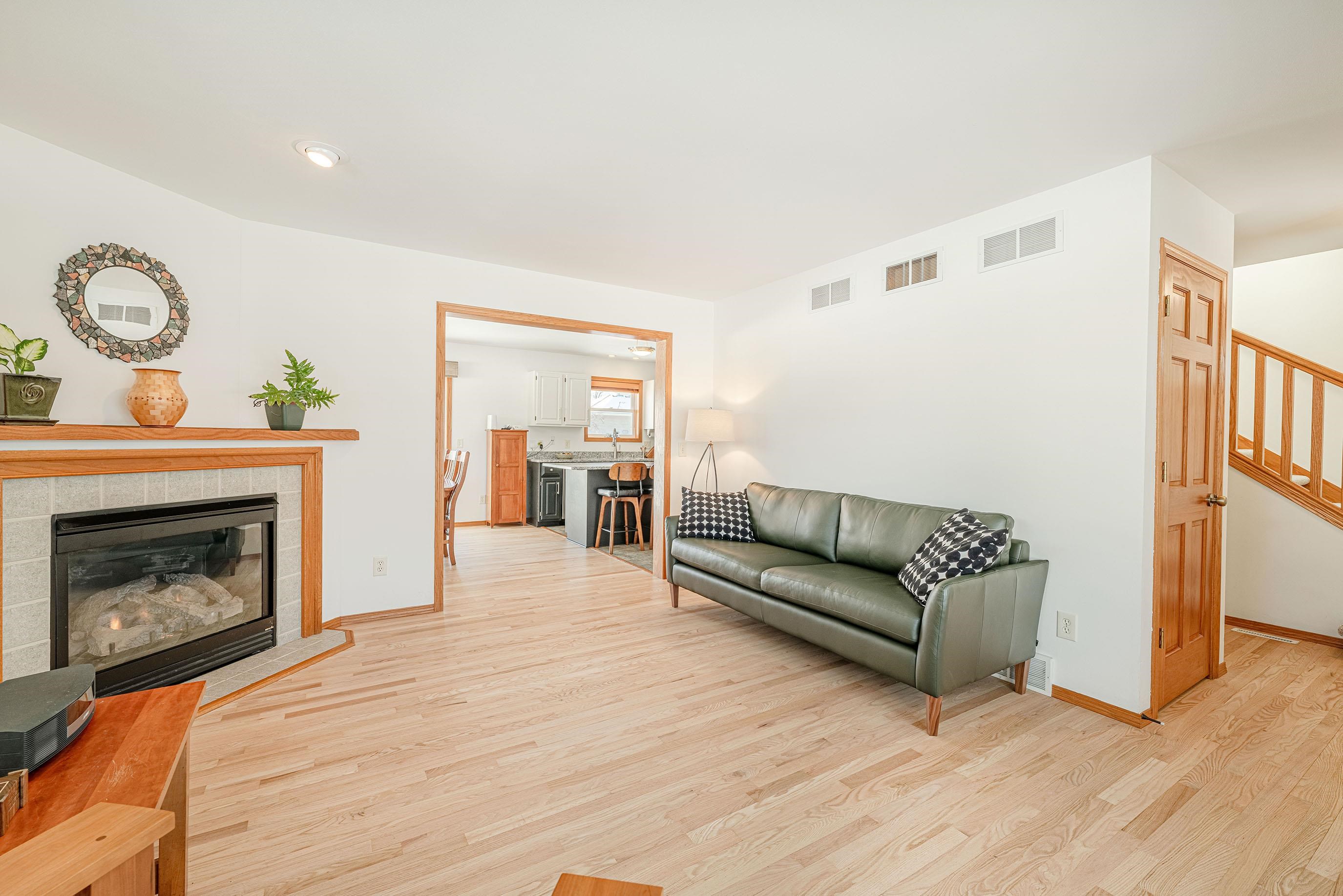 601 Aztalan Drive Madison, WI 53718 - Photo 7 of 45