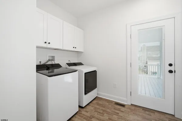 $1,395,000 | 138 North Roosevelt Boulevard, Brigantine, NJ 08203