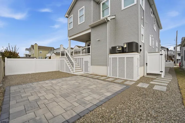 $1,395,000 | 138 North Roosevelt Boulevard, Brigantine, NJ 08203