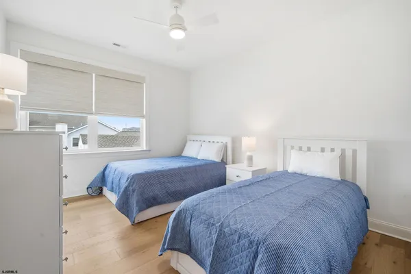 $1,395,000 | 138 North Roosevelt Boulevard, Brigantine, NJ 08203