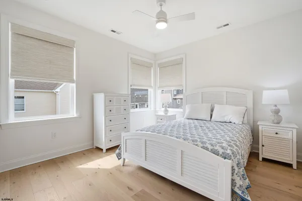 $1,395,000 | 138 North Roosevelt Boulevard, Brigantine, NJ 08203