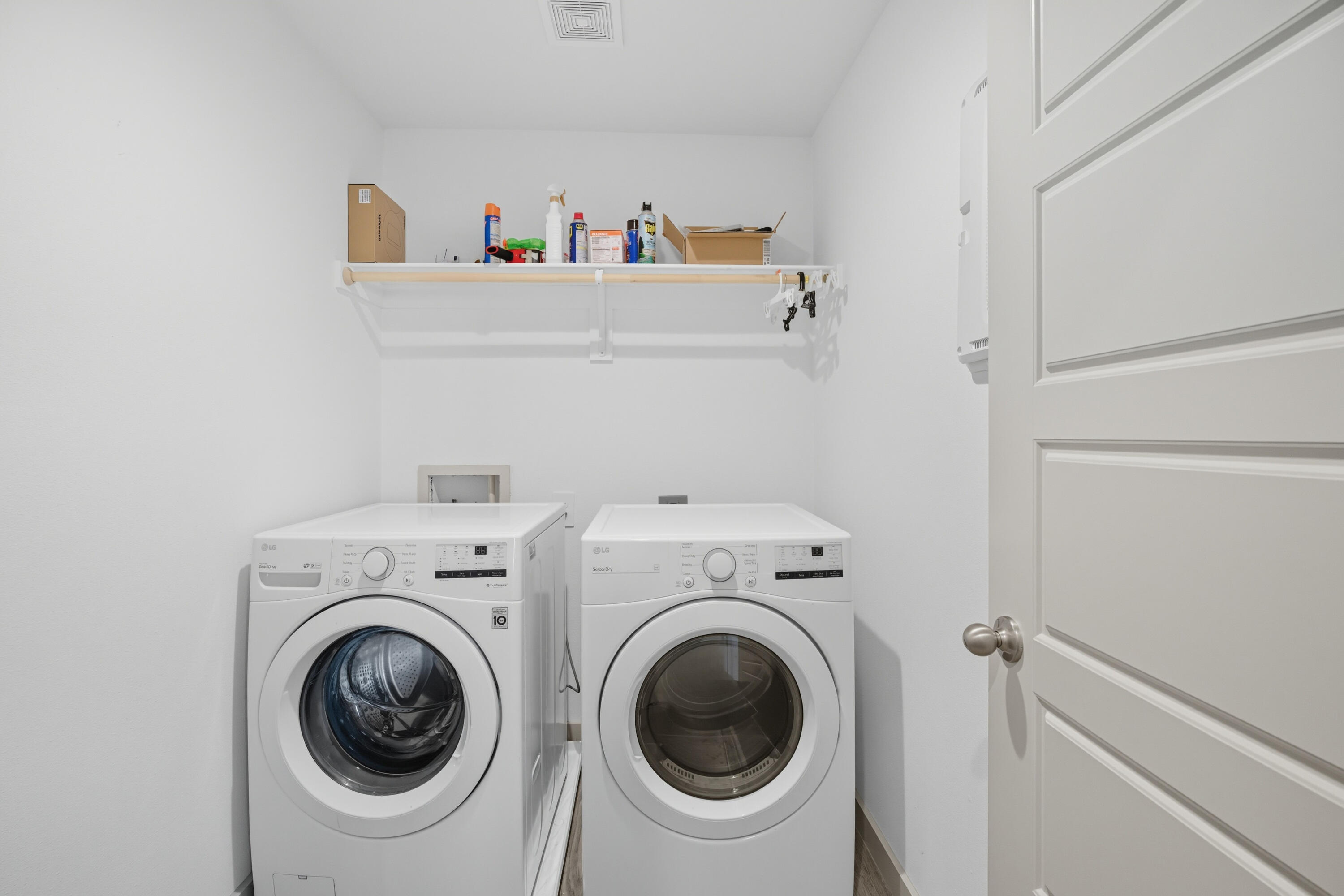 2902 133rd Street Lubbock, TX 79423 - Photo 33 of 38 a utility room with dryer and washer
