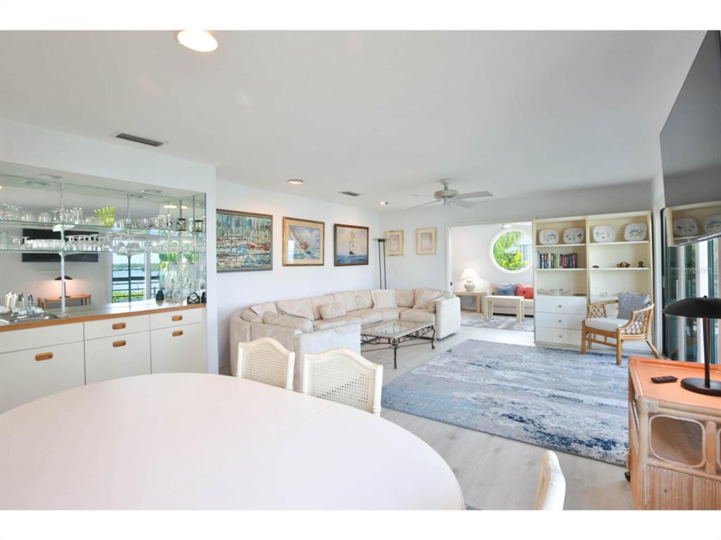 3440 Gulf Of Mexico Drive, Unit 9 Longboat Key, FL 34228 - Photo 14 of 35