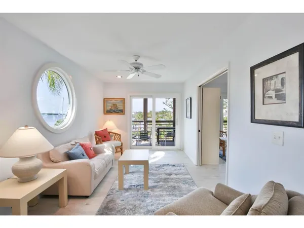 $7,100 | 3440 Gulf Of Mexico Drive, Unit 9, Longboat Key, FL 34228