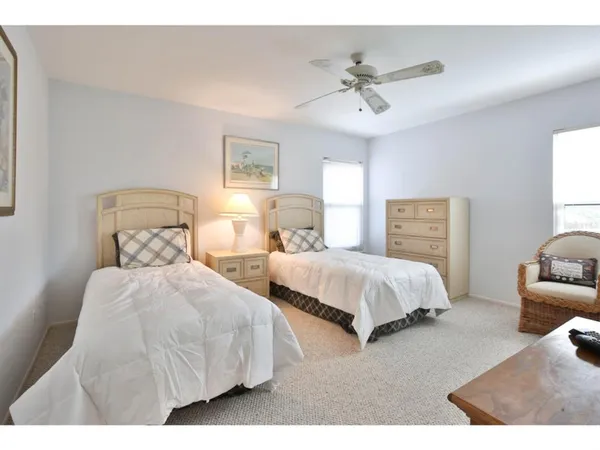 $7,100 | 3440 Gulf Of Mexico Drive, Unit 9, Longboat Key, FL 34228