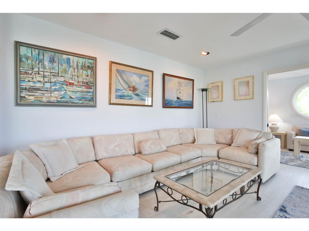 3440 Gulf Of Mexico Drive, Unit 9 Longboat Key, FL 34228 - Photo 10 of 35