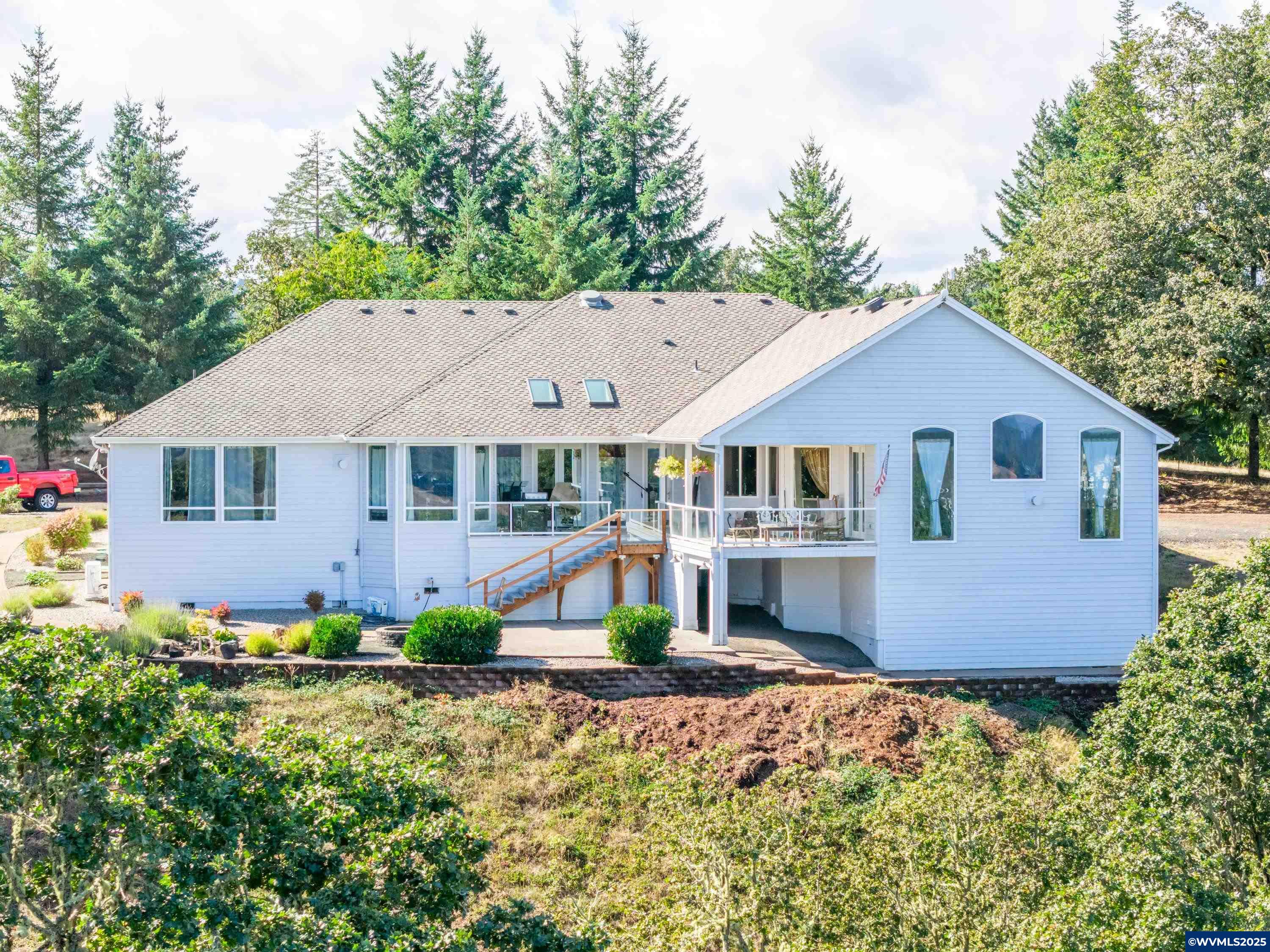 1920 Cochrane Lane Dallas, OR 97338 - Photo 33 of 50