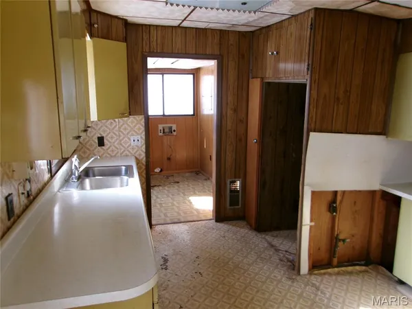 $88,200 | 1106 West Centennial Avenue, Bowling Green, MO 63334