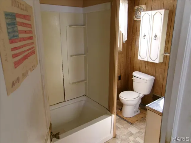 $98,100 | 1106 West Centennial Avenue, Bowling Green, MO 63334