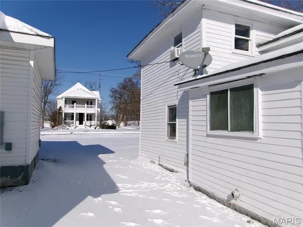 $88,200 | 1106 West Centennial Avenue, Bowling Green, MO 63334