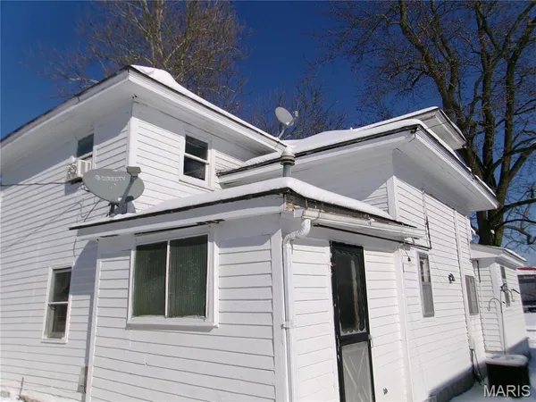 $88,200 | 1106 West Centennial Avenue, Bowling Green, MO 63334