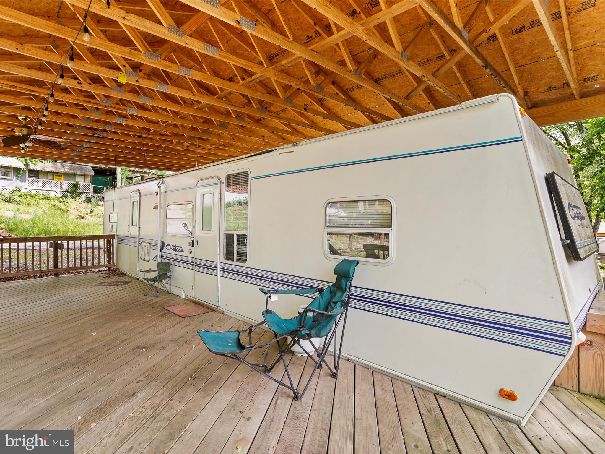 32 Forest Lane Falling Waters, WV 25419 - Photo 5 of 27