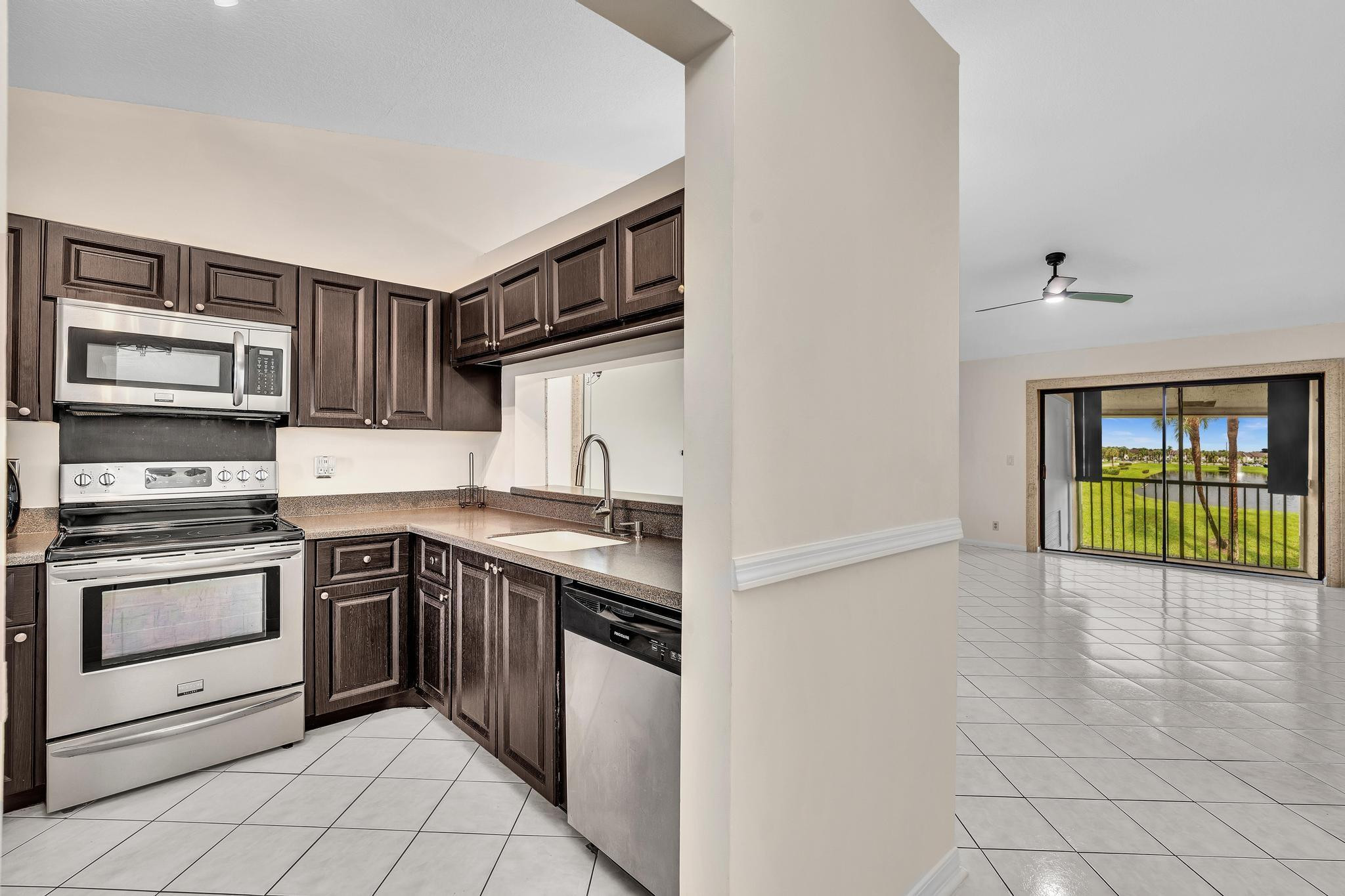 22017 Palms Way, Unit 202 Boca Raton, FL 33433 - Photo 6 of 54 Photo 6