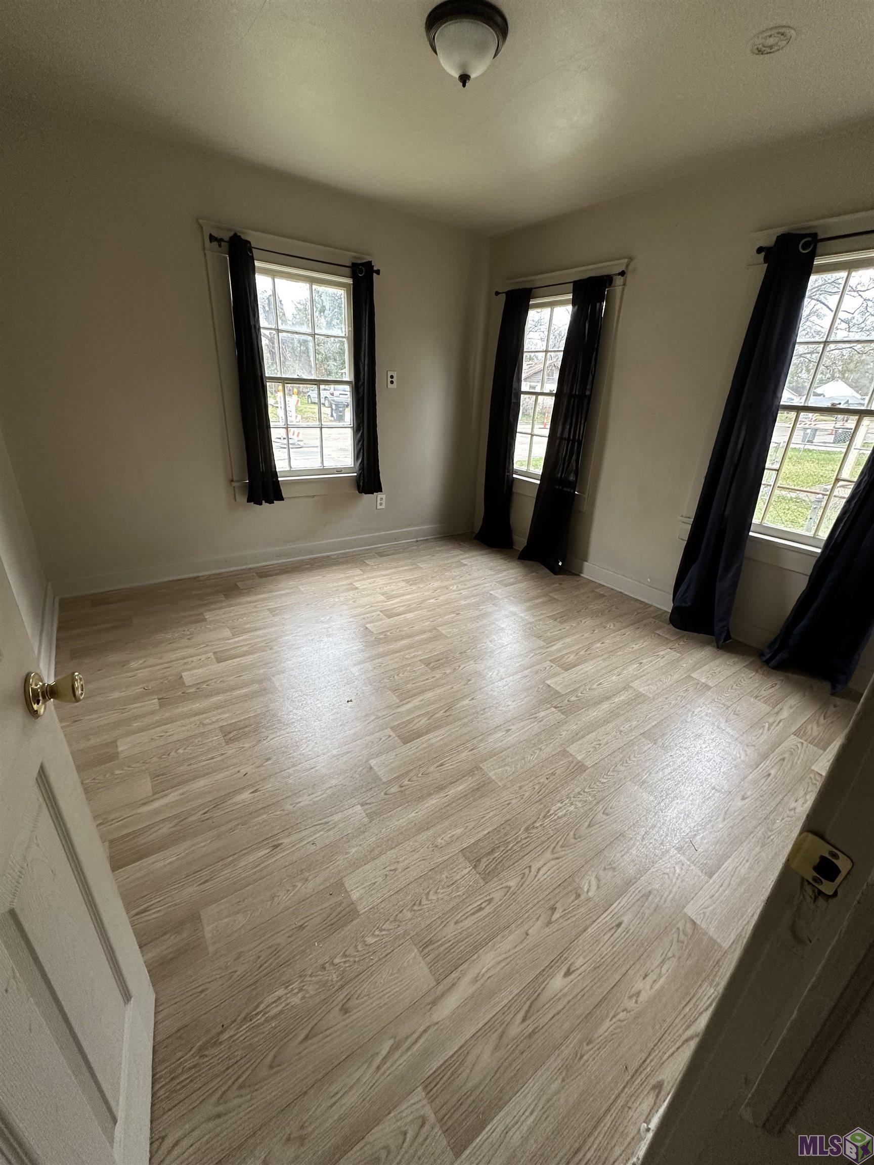 2908 North Foster Drive Baton Rouge, LA 70805 - Photo 6 of 7