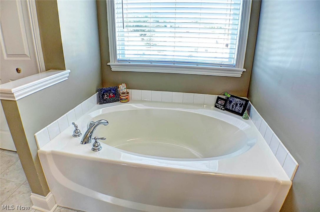 2994 Quail Ridge Akron, OH 44319 - Photo 25 of 35 Gallery Image 25