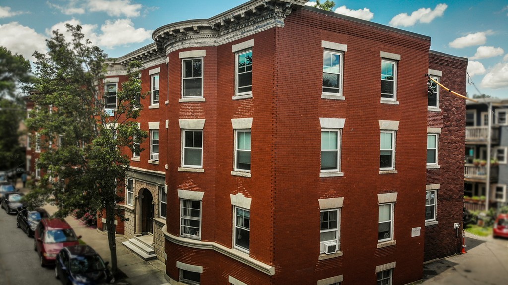 11 Grovenor Road, Unit 4 Boston, MA 02130 - Photo 27 of 32 Gallery Image 27
