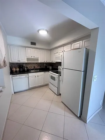 $1,700 | 164 Burgandy Way, Unit 164, Delray Beach, FL 33484