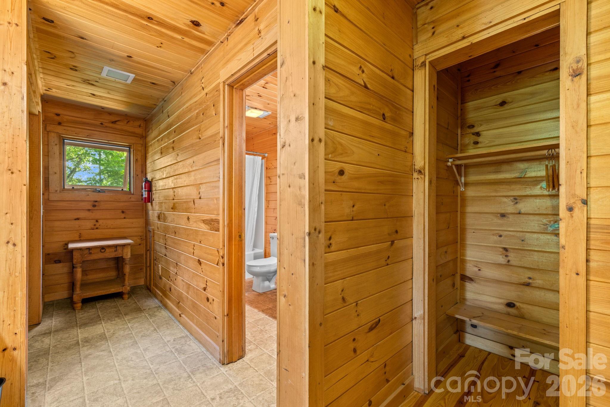57 Observation Point Road Bryson City, NC 28713 - Photo 16 of 36 Gallery Image 16