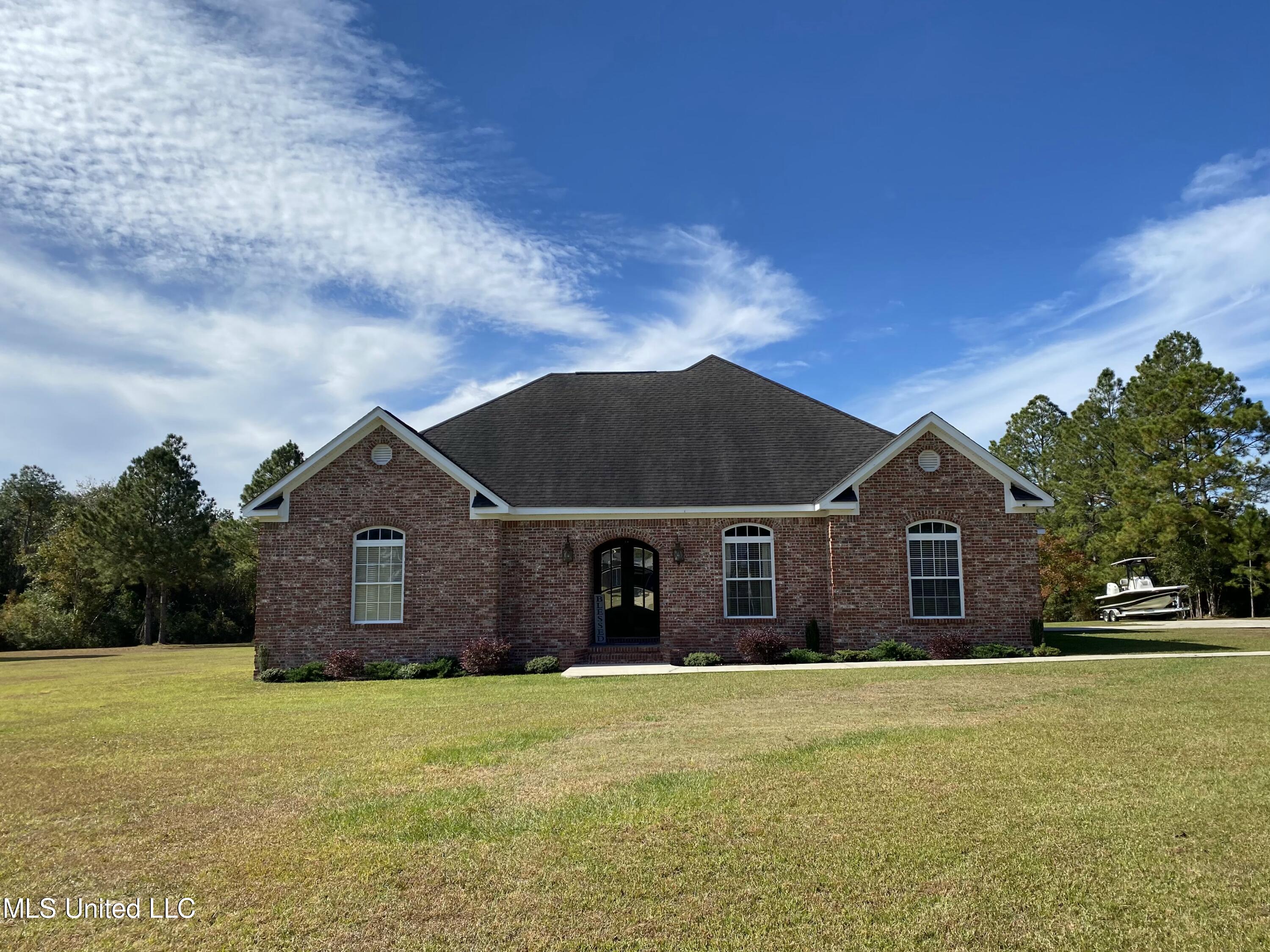 14501 Constitution Road Moss Point, MS 39562 - Photo 1 of 37 Welcome Home!