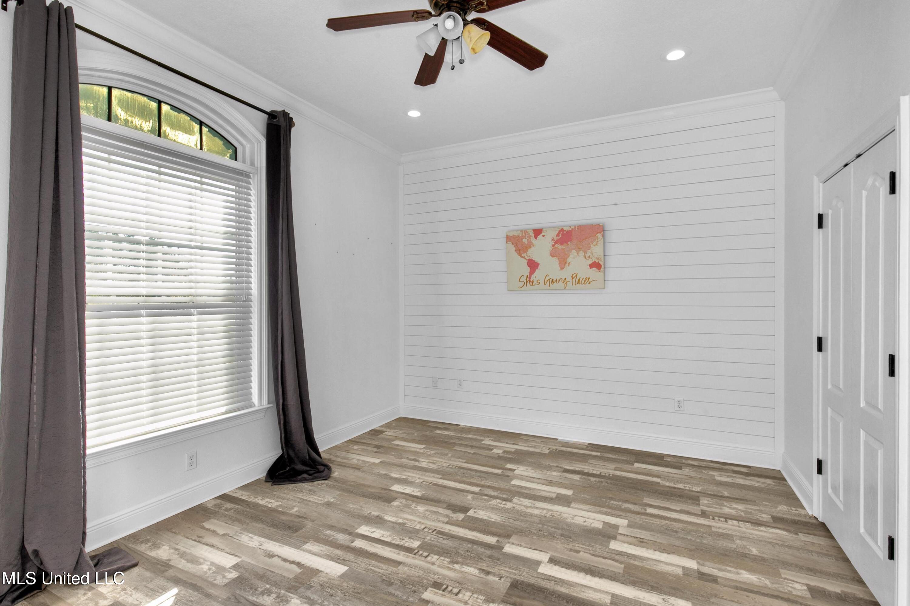 14501 Constitution Road Moss Point, MS 39562 - Photo 20 of 37 Guest Bedroom