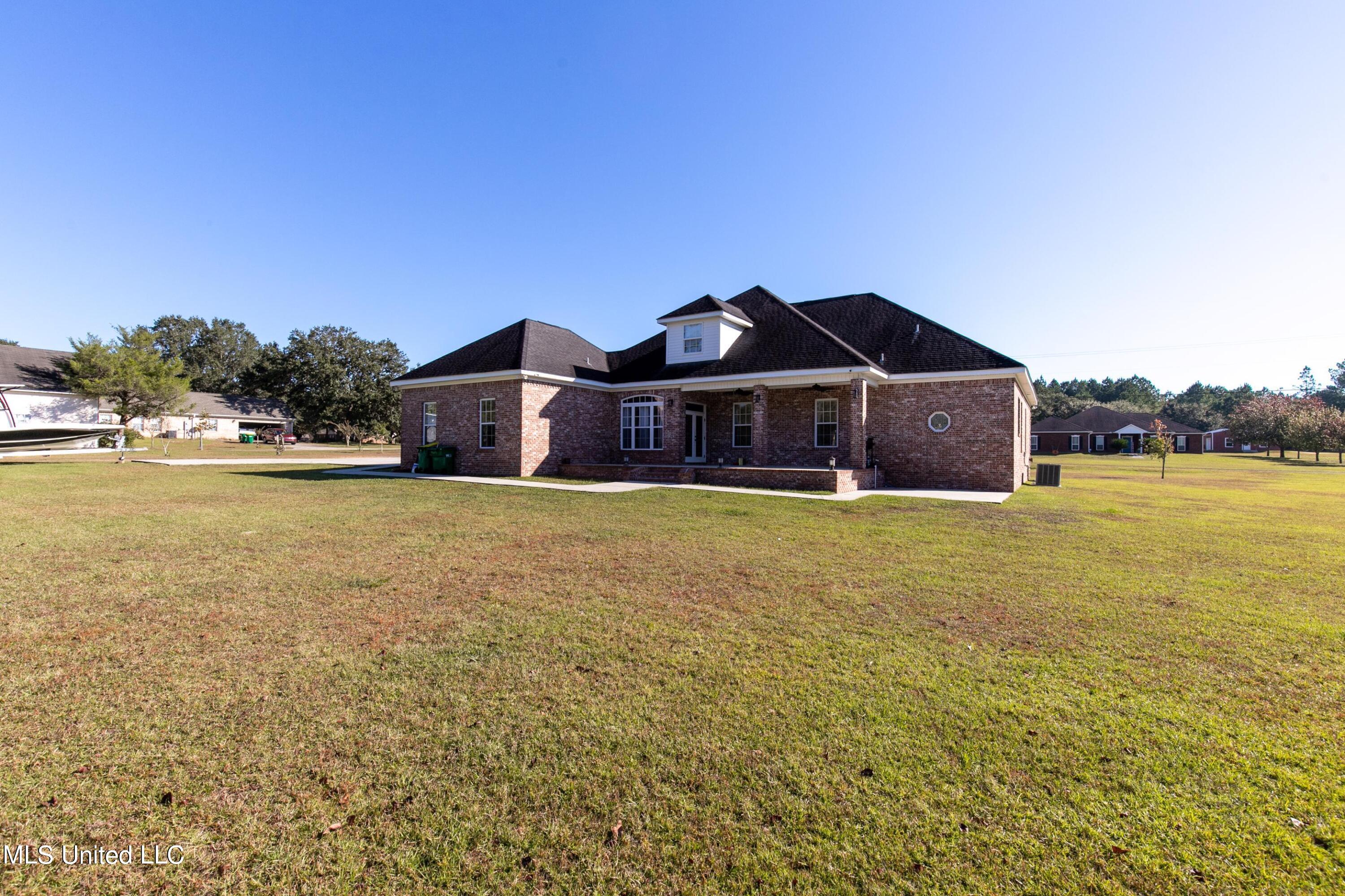 14501 Constitution Road Moss Point, MS 39562 - Photo 29 of 37 Back of home