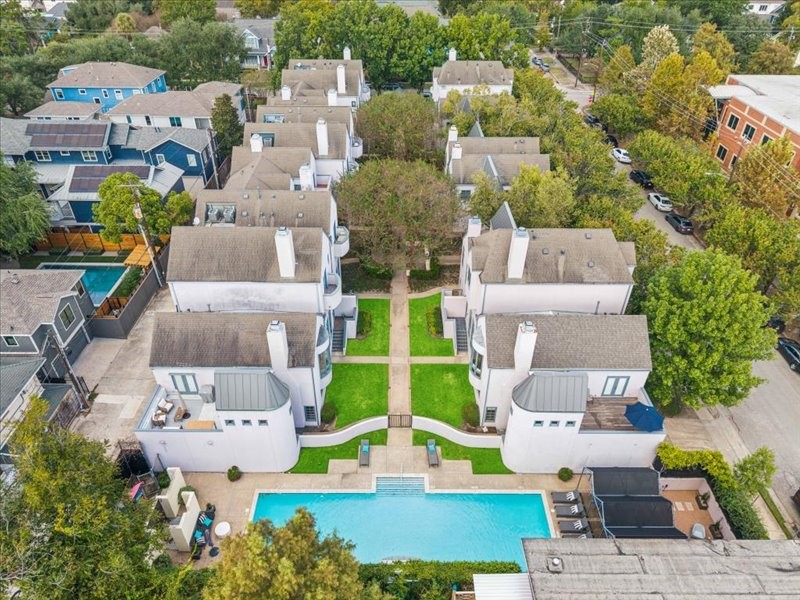 1369 Arlington Street, Unit 1369 Houston, TX 77008 - Photo 34 of 35 an aerial view of a