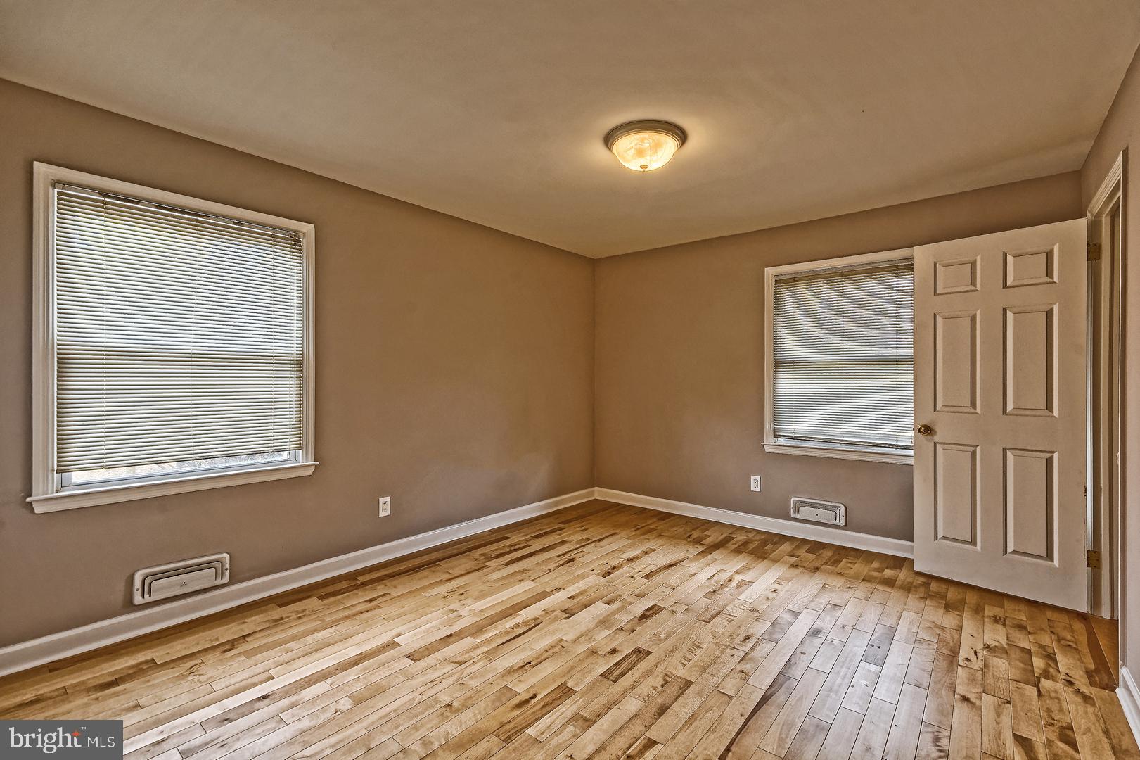 132 Pine Valley Road Cherry Hill, NJ 08034 - Photo 19 of 23 Gallery Image 19
